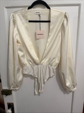 superdown Ivory Satin Plunge Bodysuit with Puff Sleeves